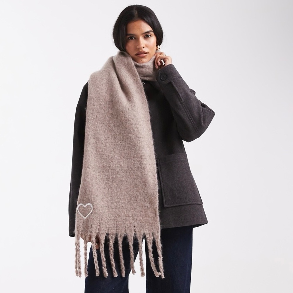ASOS Tassel Blanket Scarf New In Package